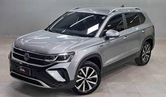 VOLKSWAGEN TAOS 1.4 250 TSI TOTAL FLEX HIGHLINE AUTOMÁTICO